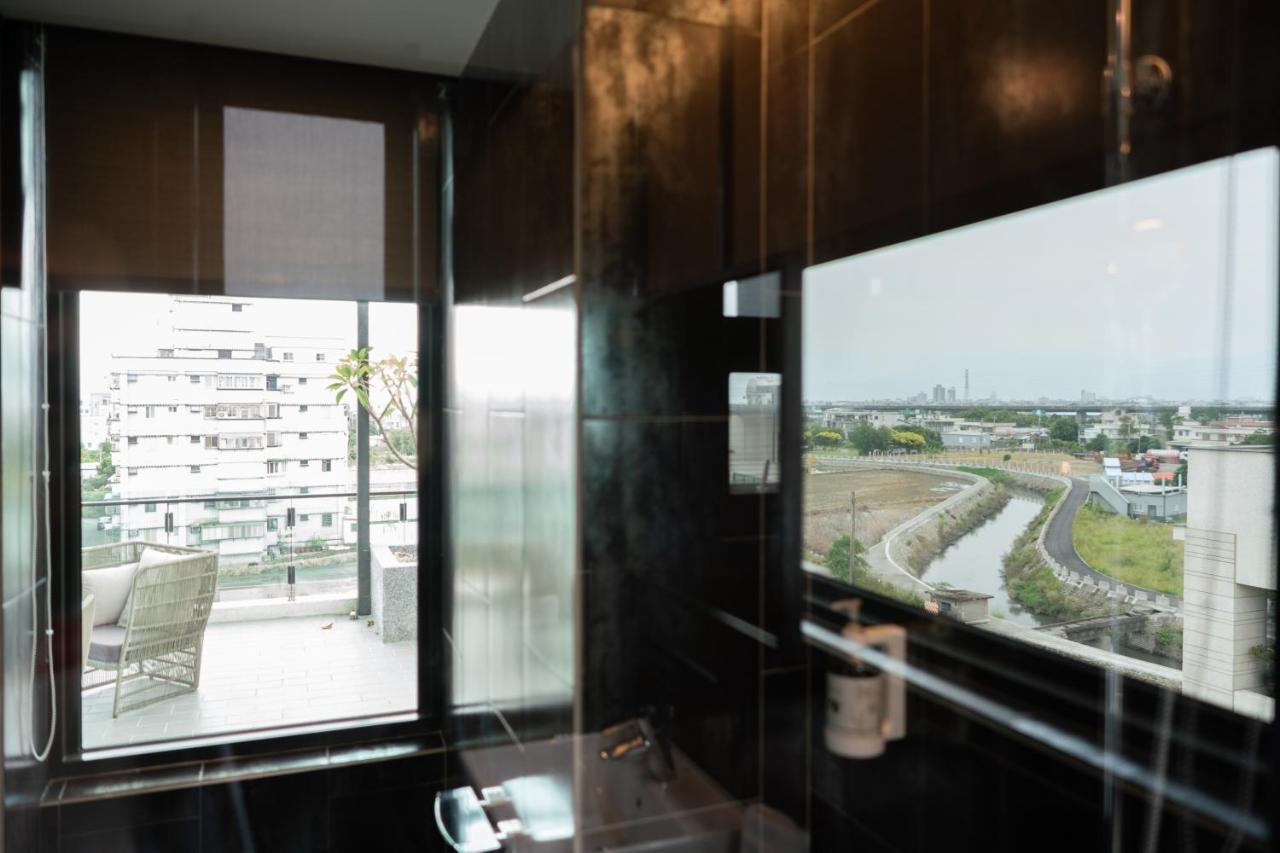 Tsang Kuo Resort Wujie Exterior photo