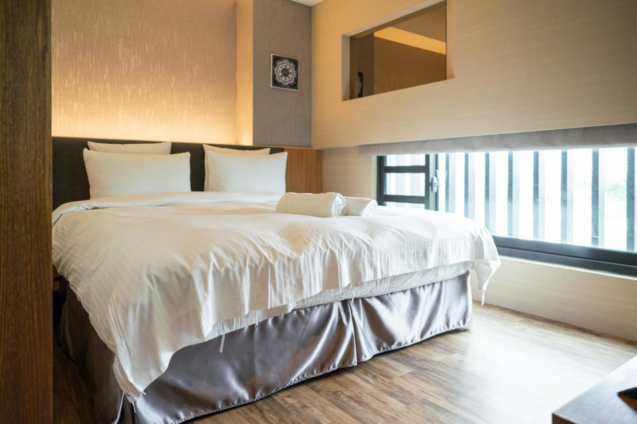 Tsang Kuo Resort Wujie Exterior photo