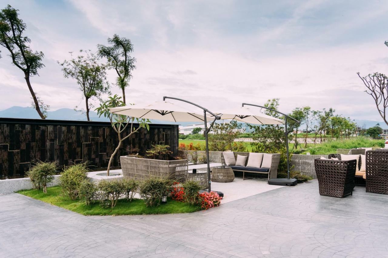 Tsang Kuo Resort Wujie Exterior photo