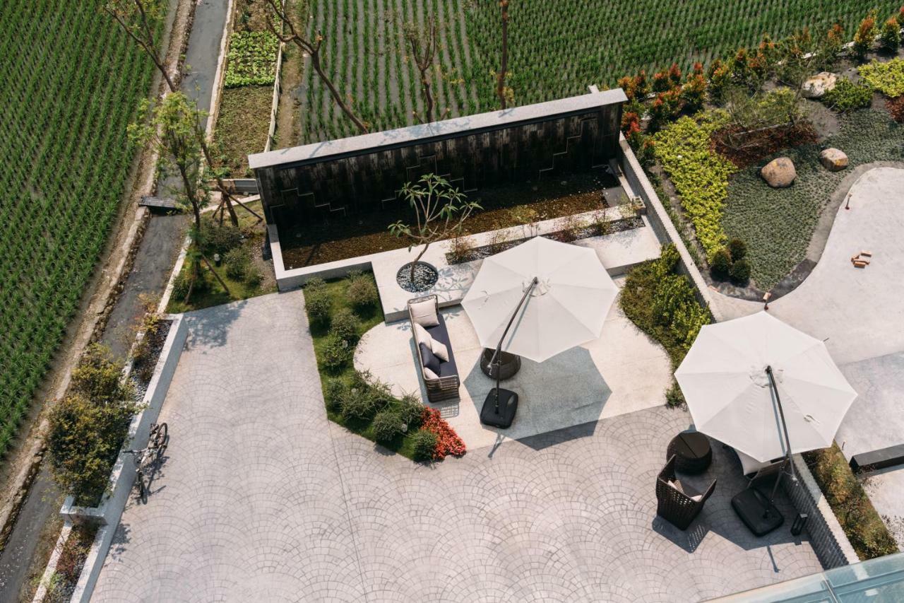 Tsang Kuo Resort Wujie Exterior photo