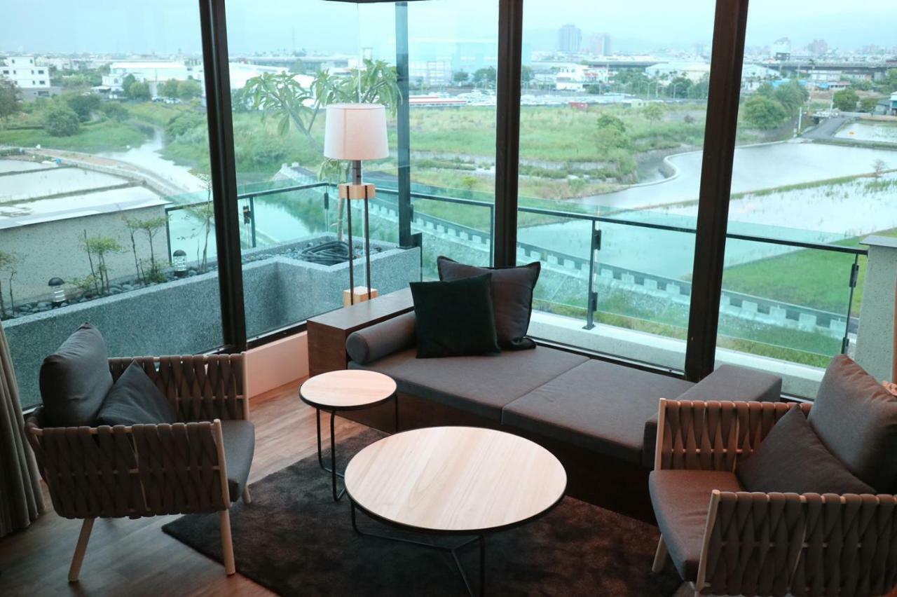 Tsang Kuo Resort Wujie Exterior photo